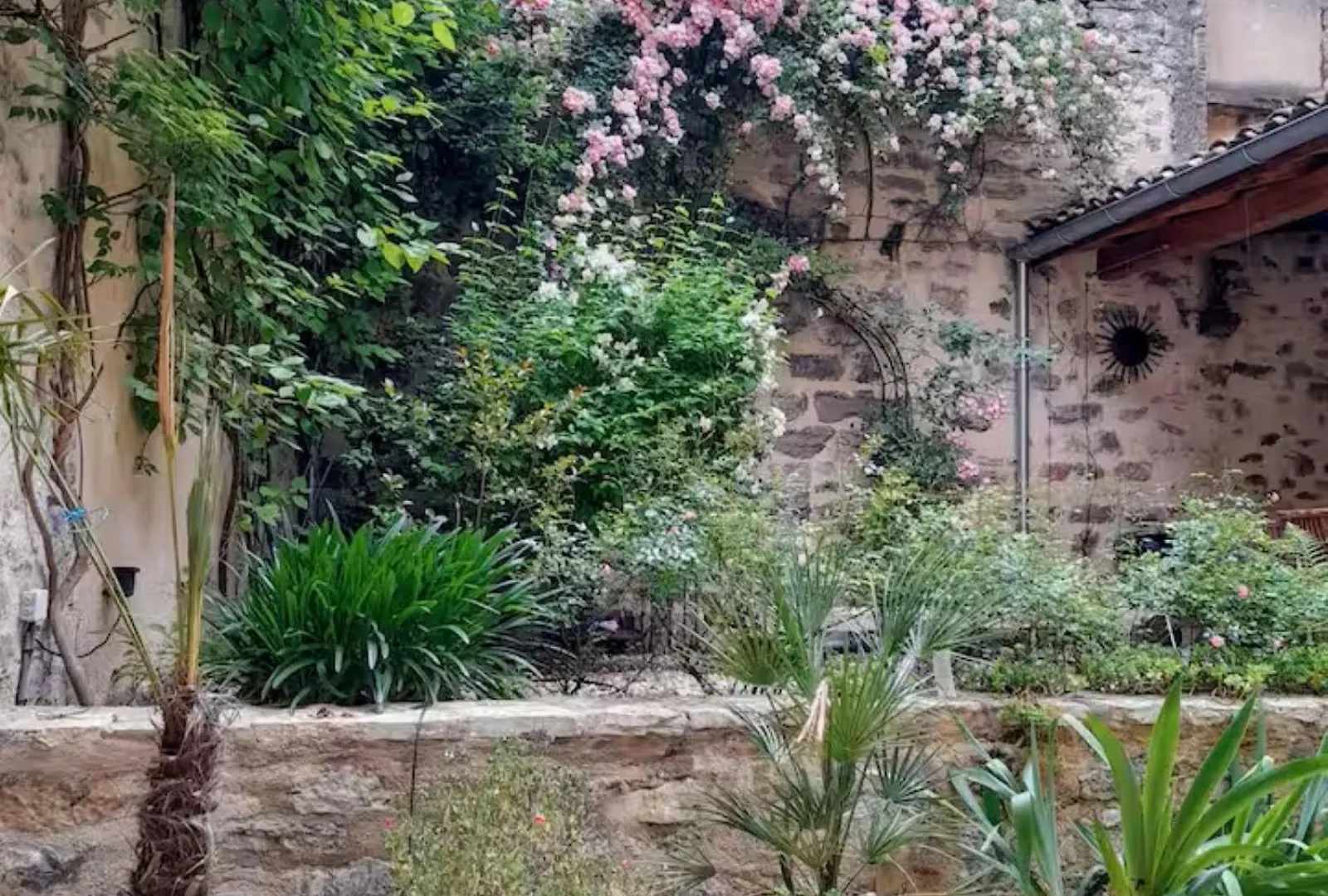 Holiday home Le Patio De St Antonin Villa Saint-Antonin-Noble-Val France